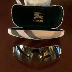 Burberry Women’s Sunglasses W/Case